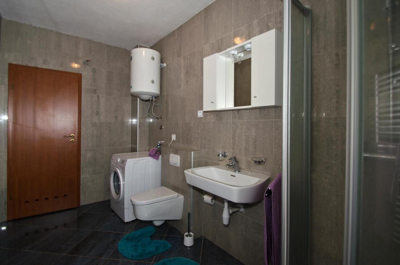 Rooms Leda Vrlika Luaran gambar